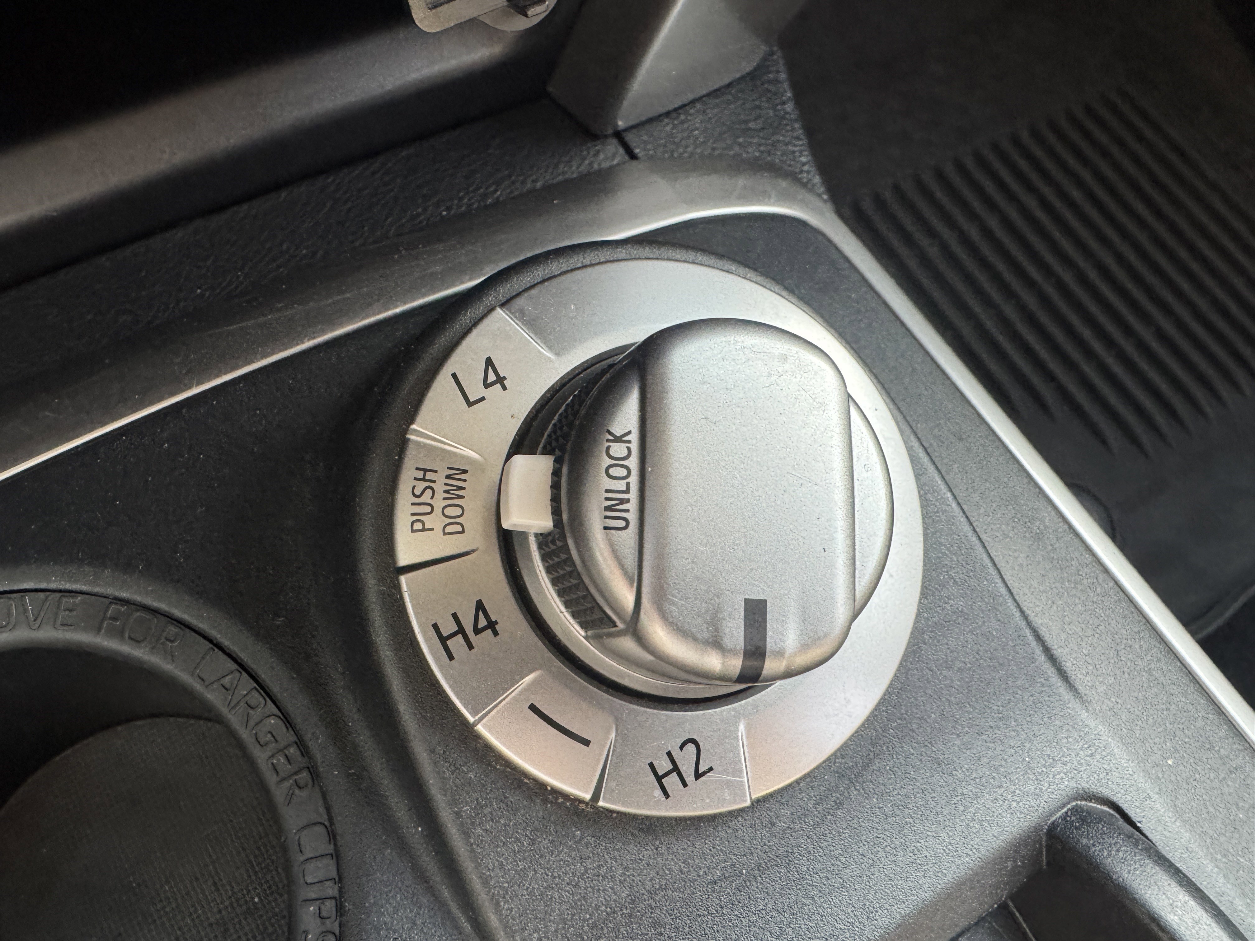 Used 2022 Toyota 4Runner SR5 AWD/4WD image 35