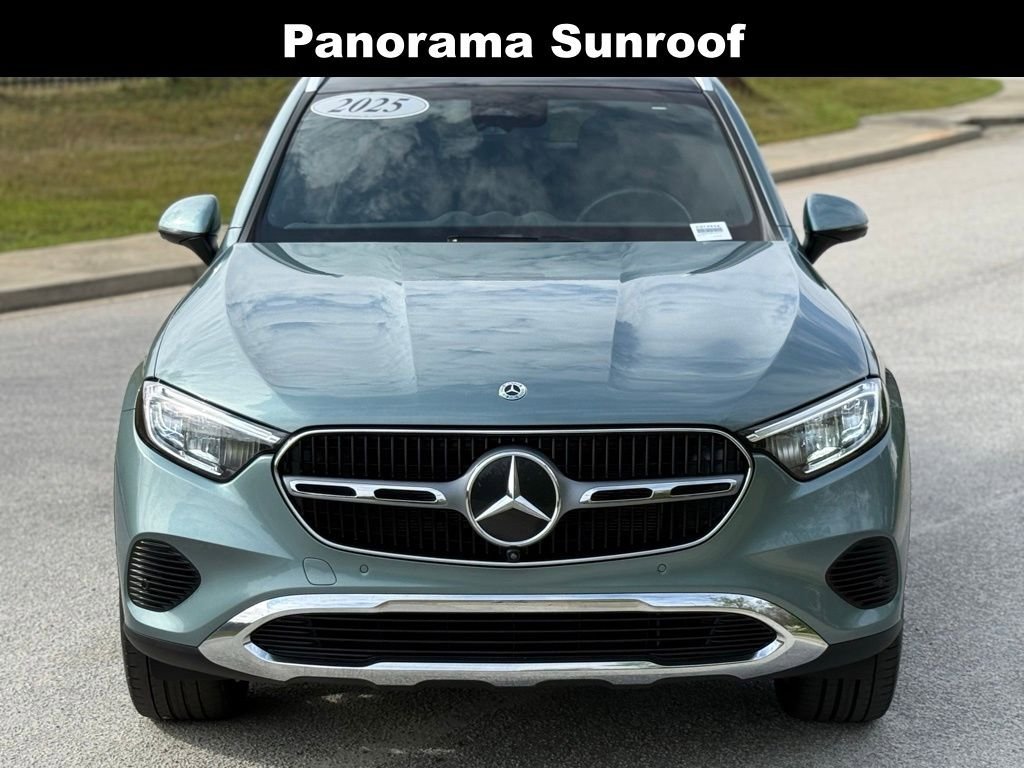Used 2025 Mercedes-Benz GLC 300 image 7