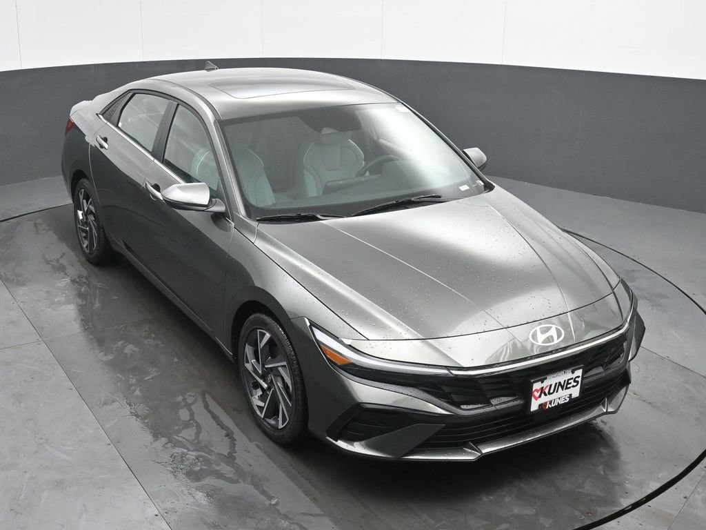 New 2026 Hyundai Elantra Limited w/ Cargo Package image 38
