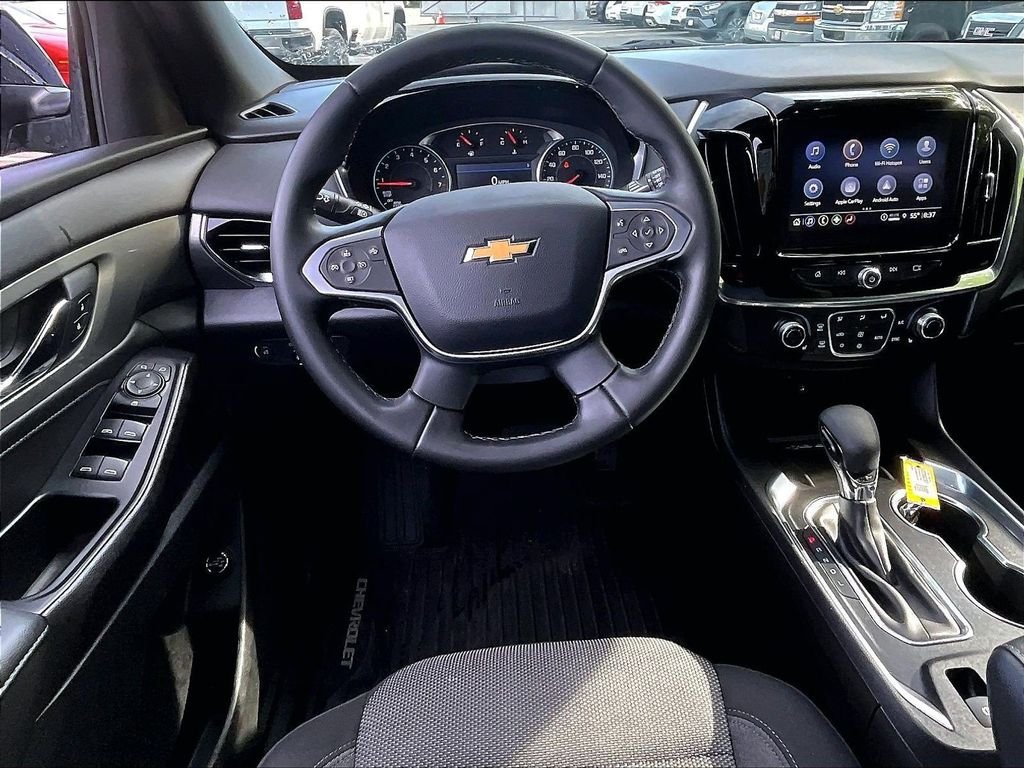 Used 2023 Chevrolet Traverse LT AWD/4WD image 17