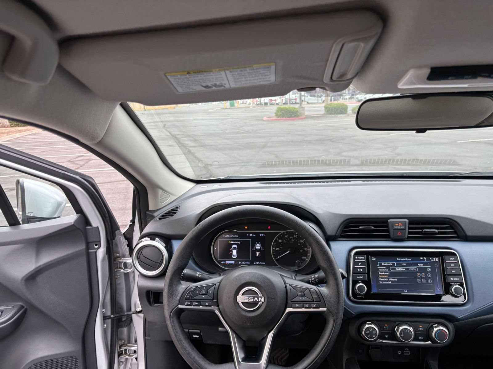Used 2025 Nissan Versa SV FWD image 27