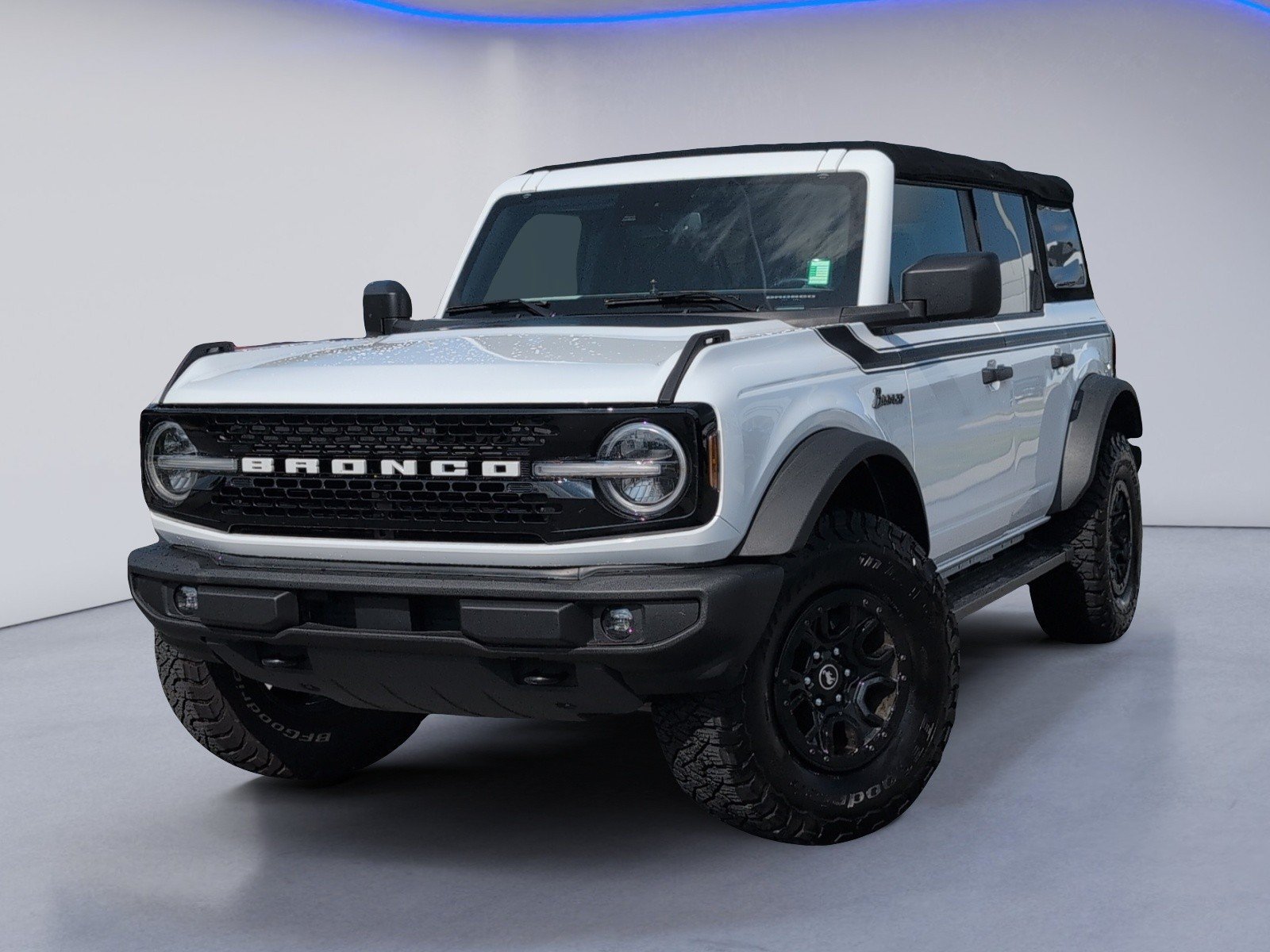 Used 2022 Ford Bronco Wildtrak AWD/4WD image 2