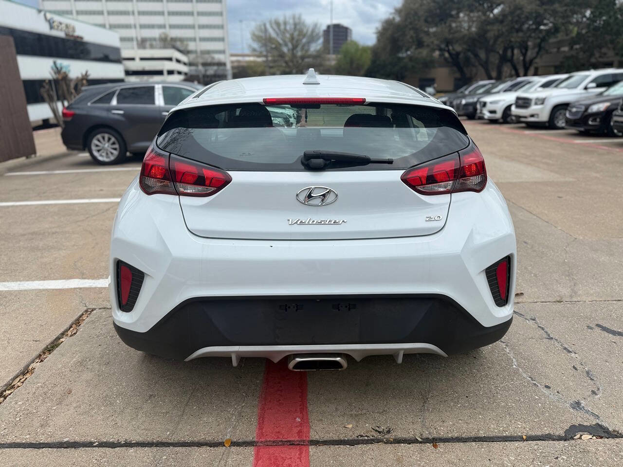 Used 2019 Hyundai Veloster 2.0 image 5