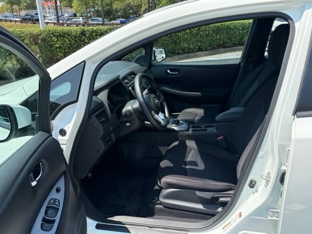 Used 2024 Nissan Leaf S FWD image 15