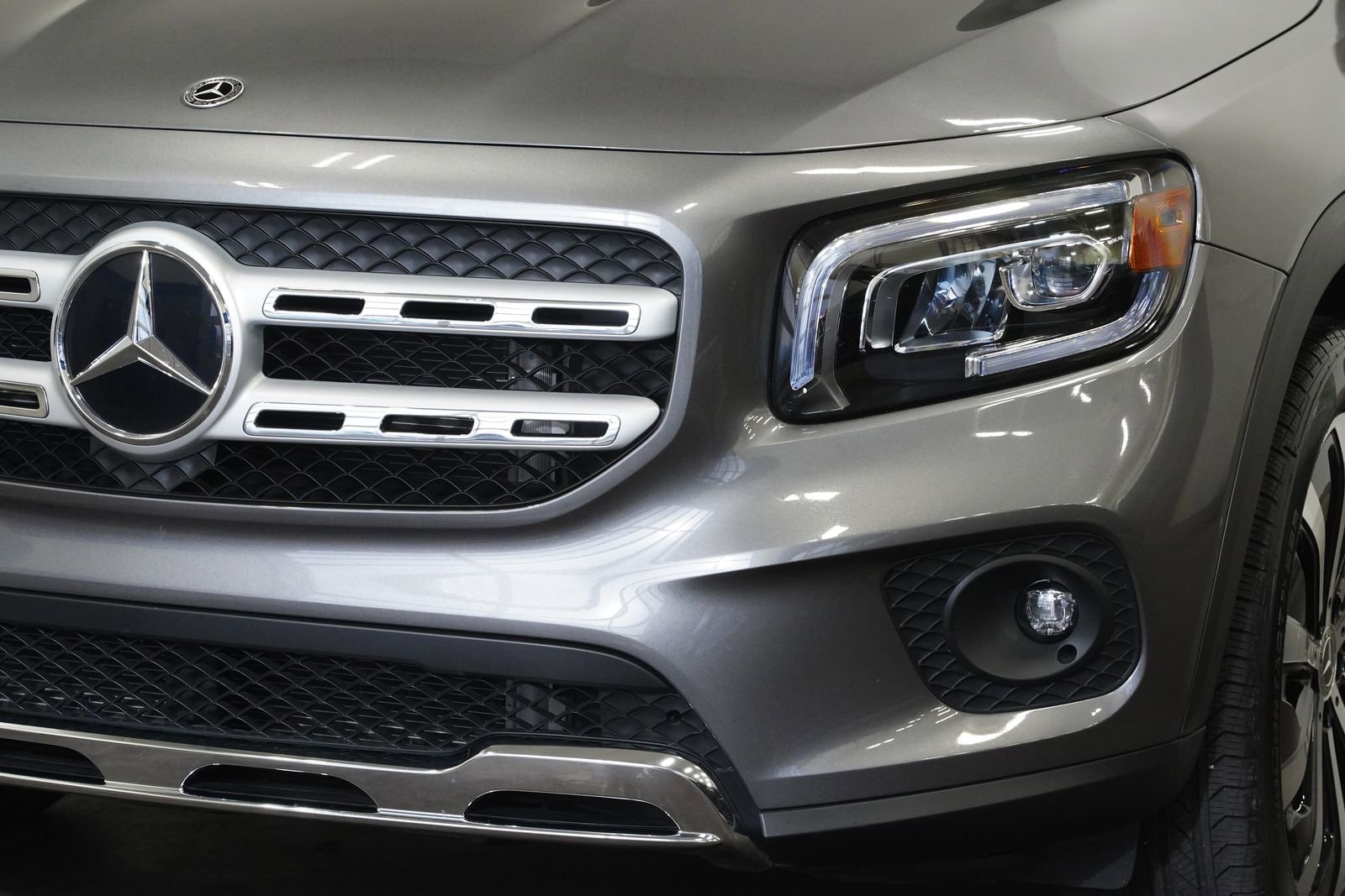 Certified 2023 Mercedes-Benz GLB 250 image 9