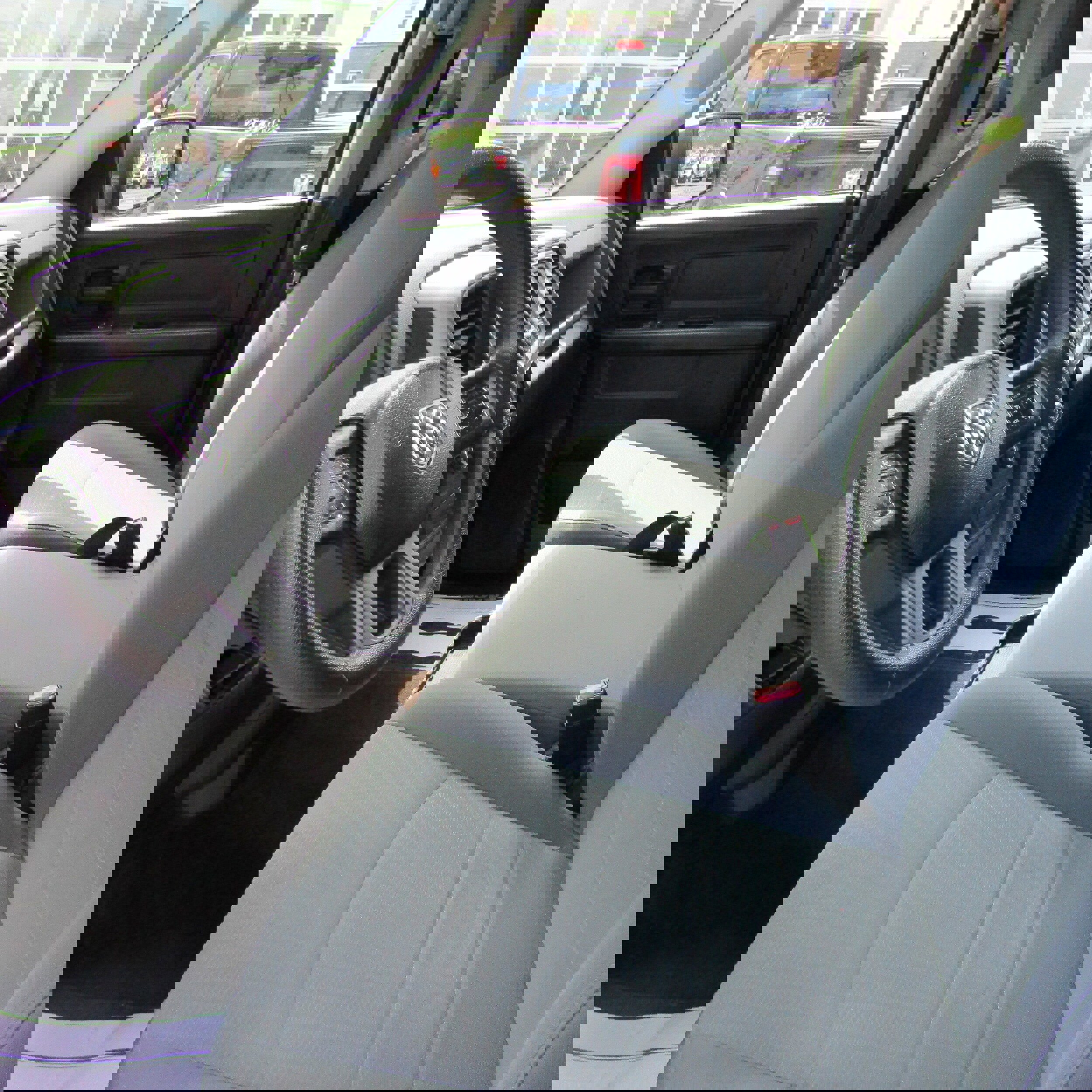 Used 2016 RAM 1500 Express image 17