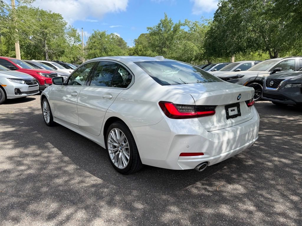 Used 2024 BMW 330i Sedan RWD image 4