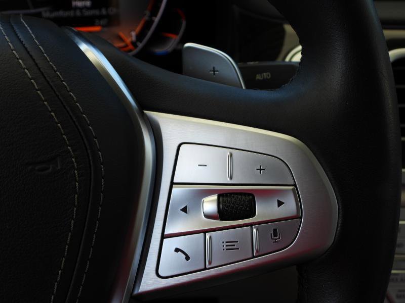 Used 2021 BMW 740i w/ Premium Package image 94