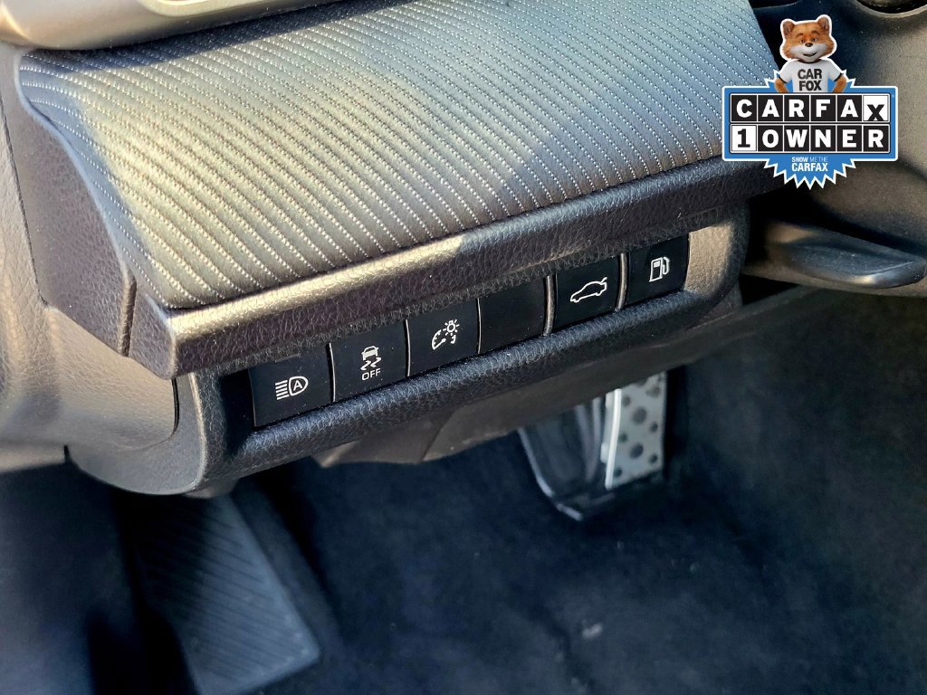 Used 2025 Toyota Camry SE FWD image 17