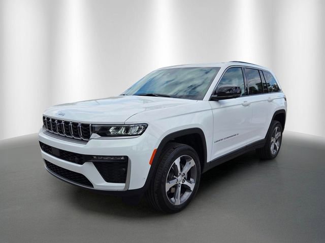 New 2026 Jeep Grand Cherokee Limited RWD image 2