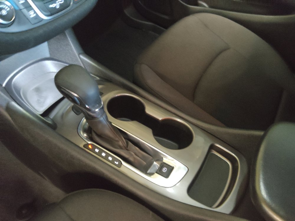Used 2023 Chevrolet Malibu LS FWD image 26
