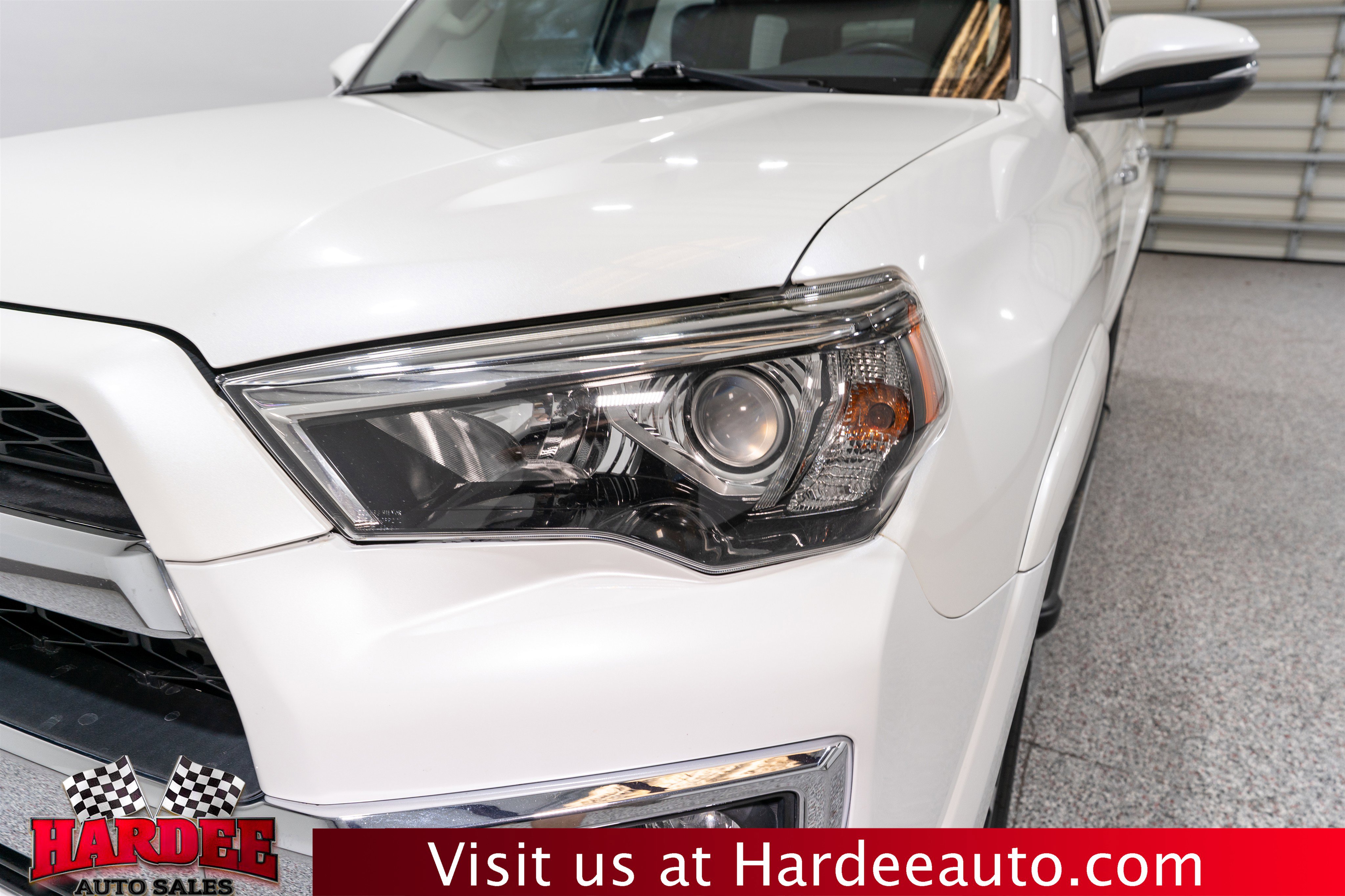 Used 2018 Toyota 4Runner Limited image 8