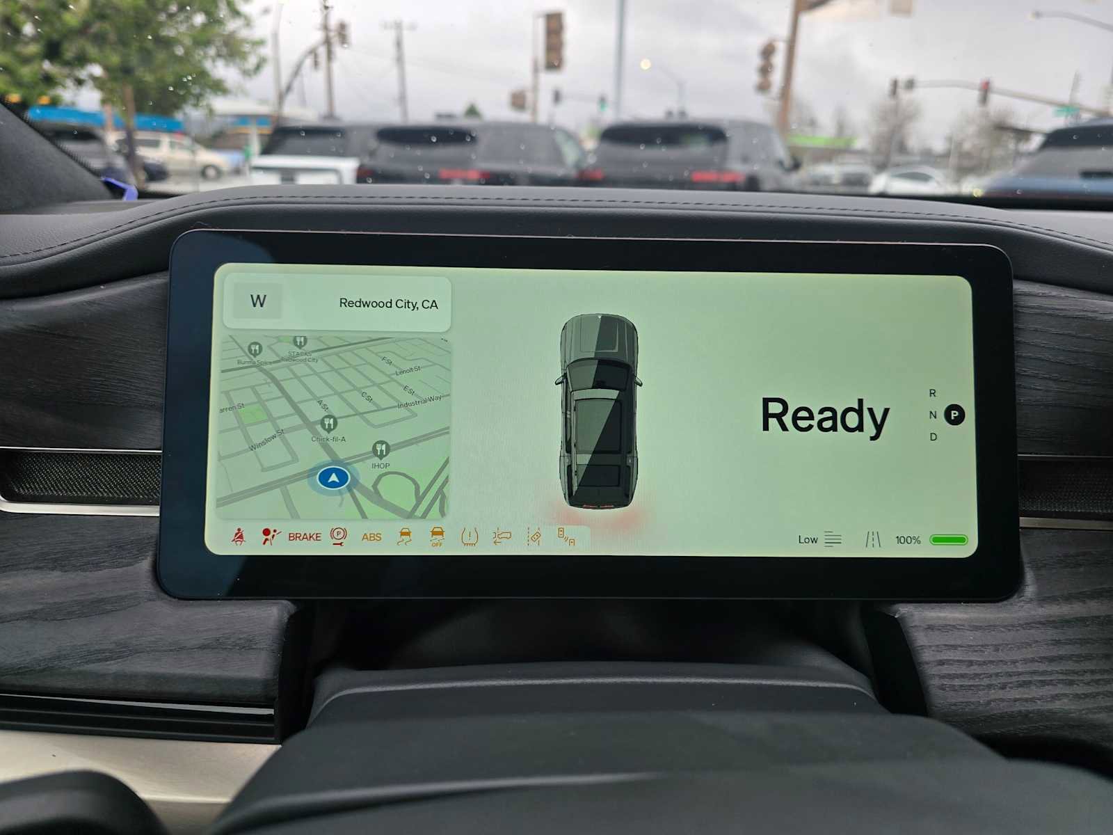 Used 2023 Rivian R1S Adventure image 27