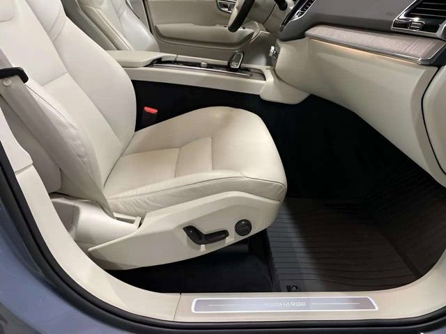 Used 2023 Volvo XC90 T8 Plus w/ Protection Package Premier image 44
