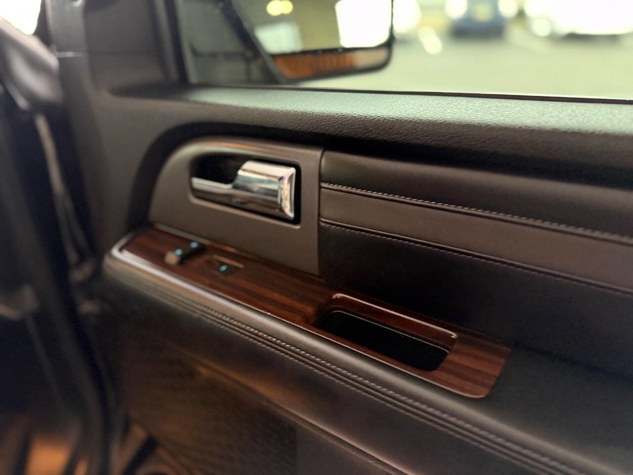 Used 2016 Ford Expedition Platinum image 45