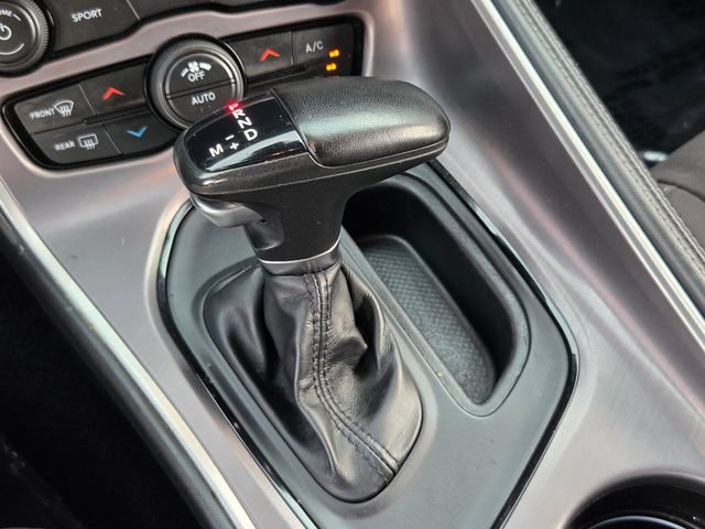 Used 2022 Dodge Challenger GT RWD image 16