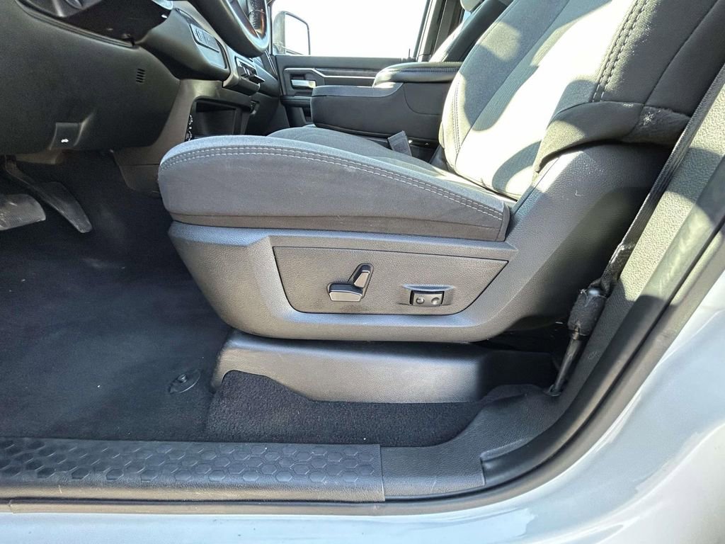 Used 2024 RAM 2500 Big Horn image 16