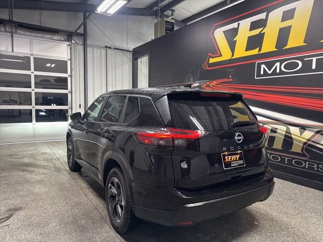 Used 2025 Nissan Rogue SV FWD image 13