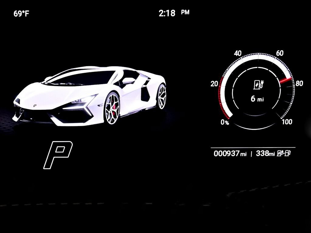 Used 2024 Lamborghini Revuelto AWD/4WD image 21