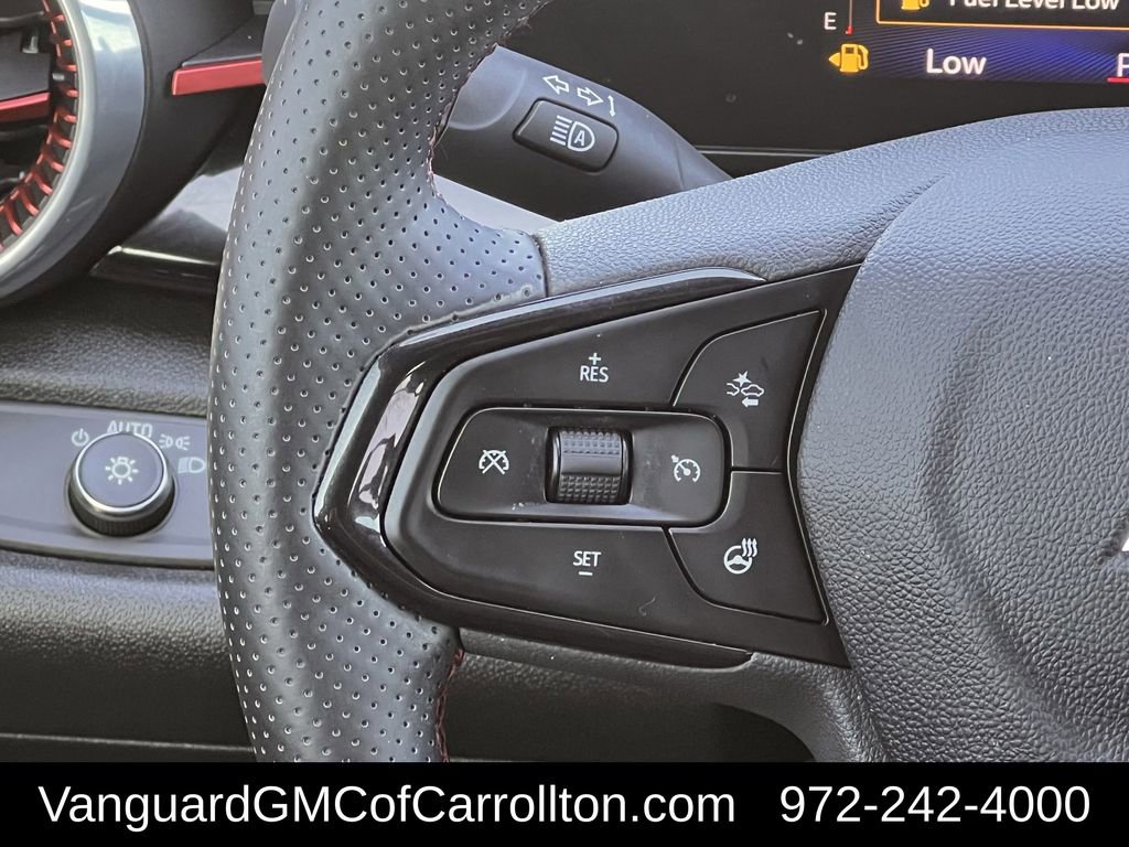 Used 2024 Chevrolet Trax RS w/ Sunroof Package image 15