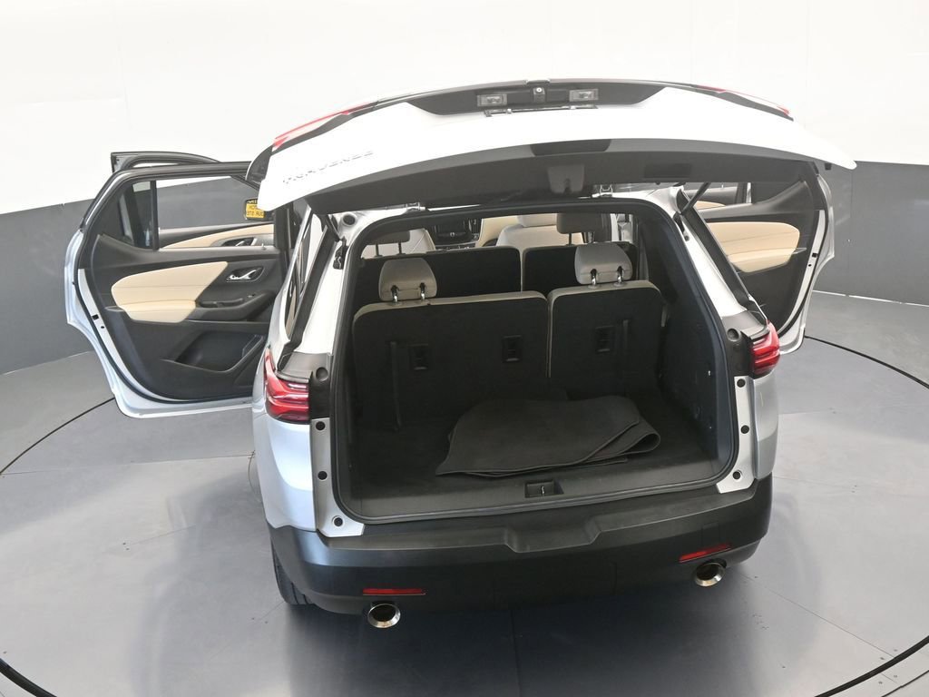 Used 2022 Chevrolet Traverse LS image 63