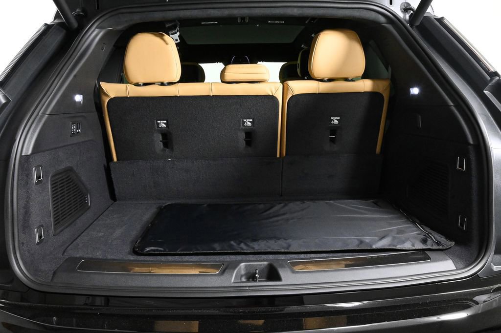 New 2025 Cadillac Escalade IQ Luxury 2 image 33