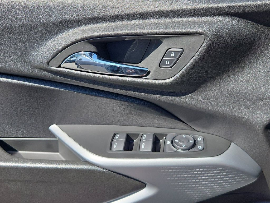 New 2026 Chevrolet Trax RS w/ Driver Confidence Package FWD image 13