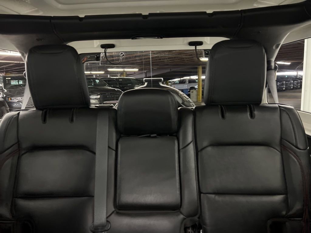 Used 2022 Jeep Wrangler Unlimited Rubicon w/ Steel Bumper Group AWD/4WD image 25