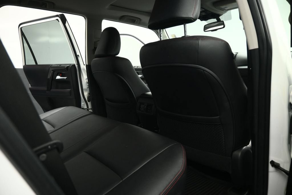Used 2018 Toyota 4Runner TRD Off-Road Premium AWD/4WD image 67