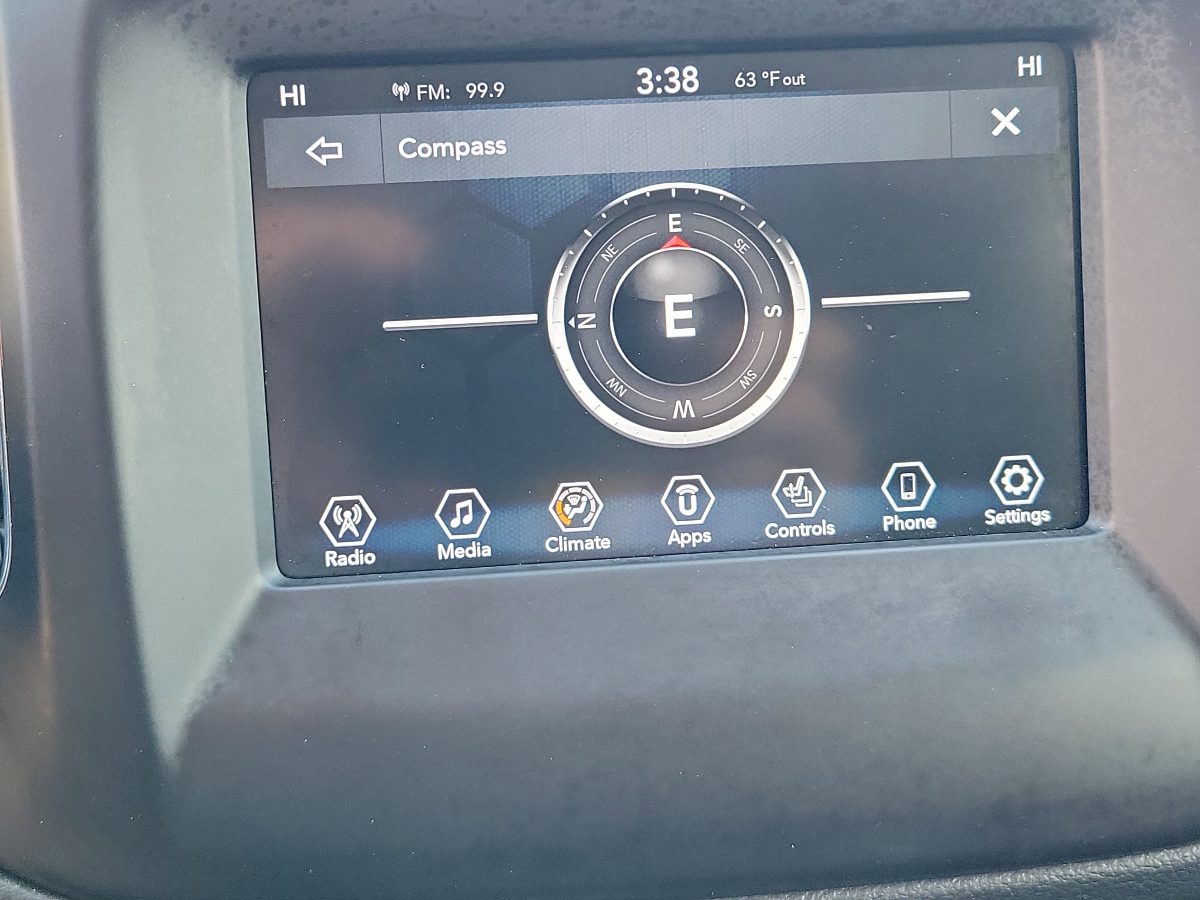 Used 2019 Jeep Compass Latitude w/ Popular Equipment Group AWD/4WD image 26