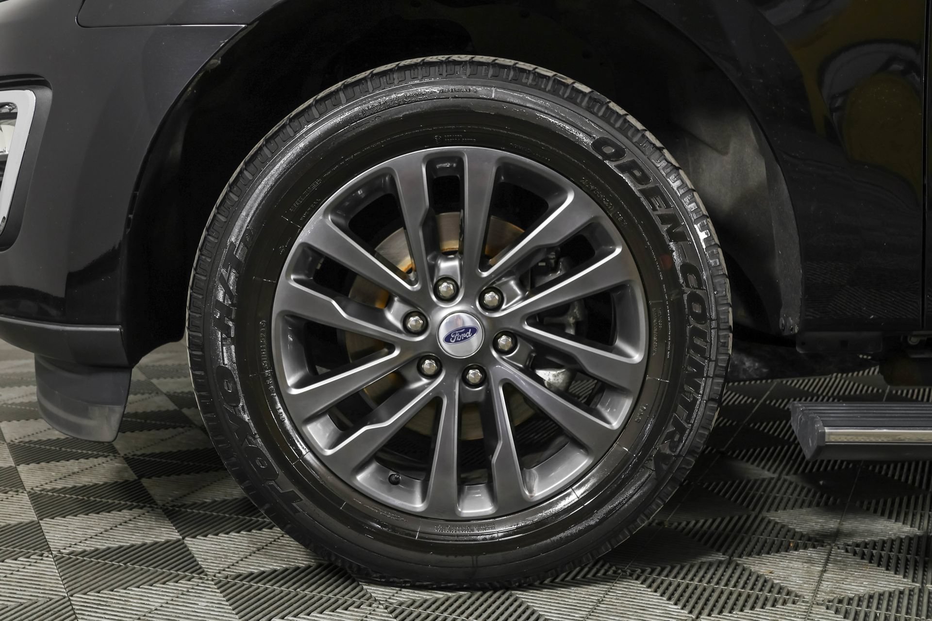 Used 2021 Ford Expedition Limited AWD/4WD image 25
