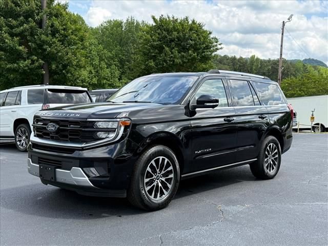 Used 2025 Ford Expedition Platinum AWD/4WD image 8