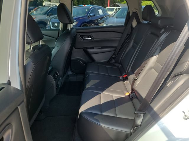 Certified 2024 Nissan Rogue SV w/ SV Premium Package FWD image 13