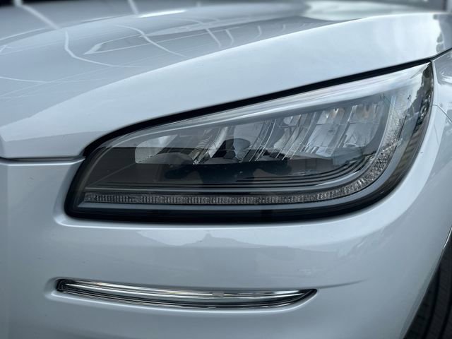 Used 2025 Lincoln Corsair FWD image 9
