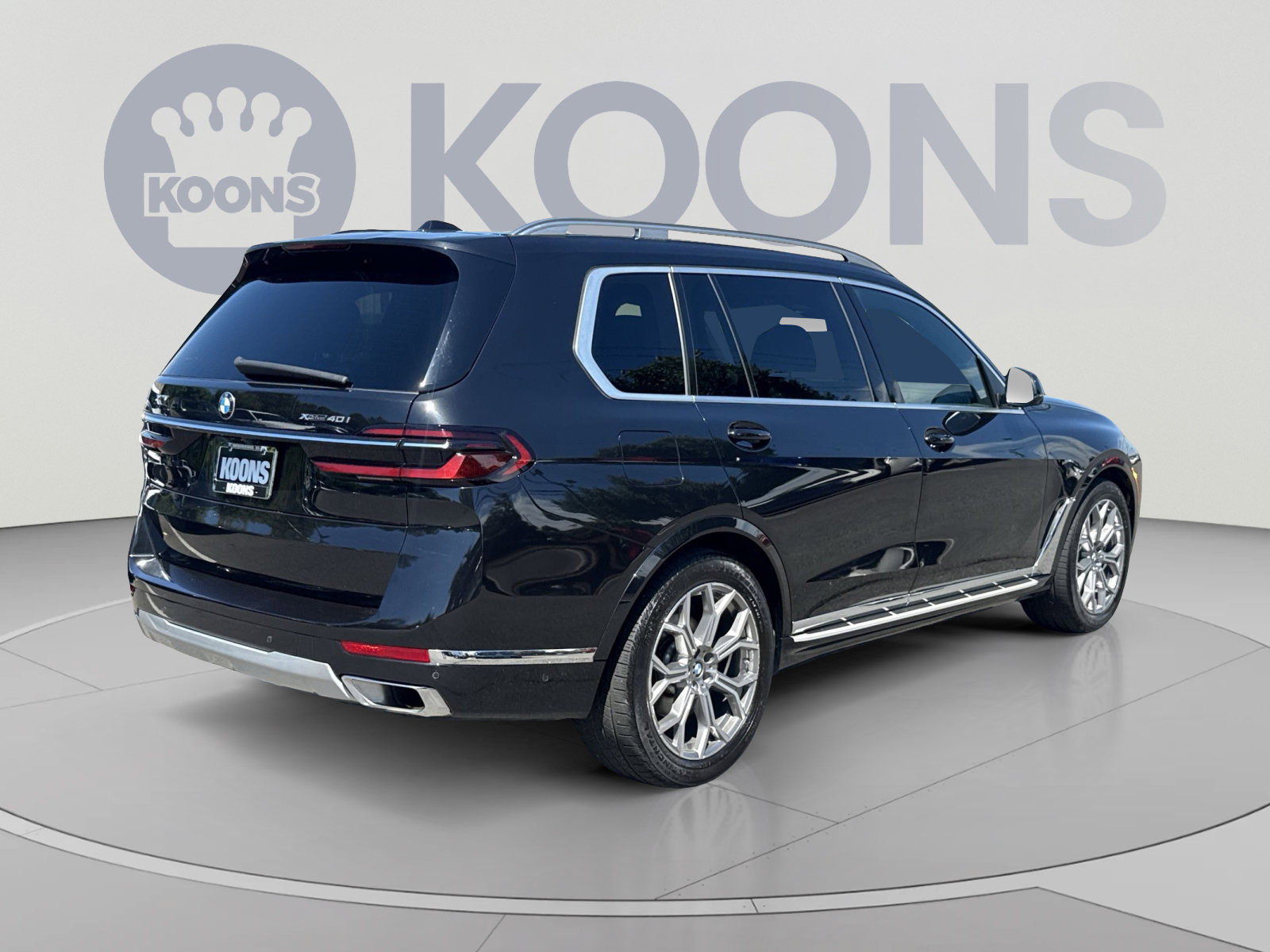 Used 2023 BMW X7 xDrive40i w/ Premium Package AWD/4WD image 7