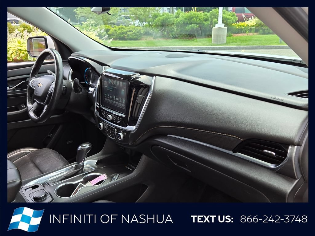 Used 2018 Chevrolet Traverse Premier AWD/4WD image 17
