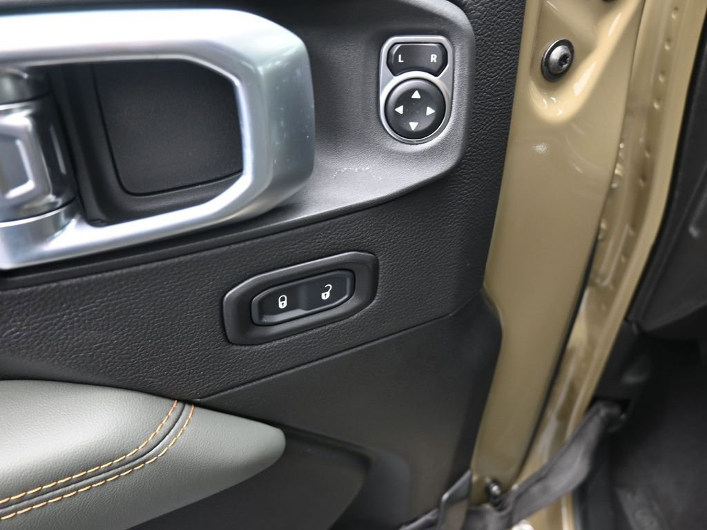 New 2026 Jeep Gladiator Mojave image 13