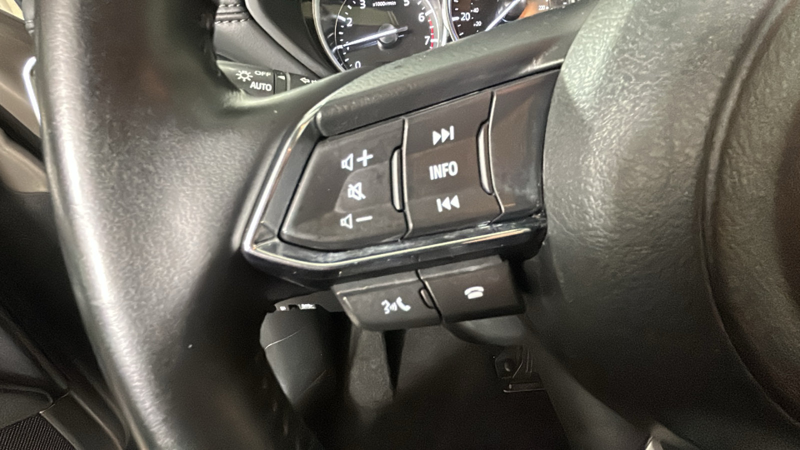 Used 2025 MAZDA CX-5 AWD 2.5 S w/ Select Package image 19