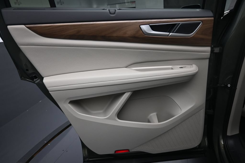 New 2026 Volkswagen Atlas SE FWD image 23