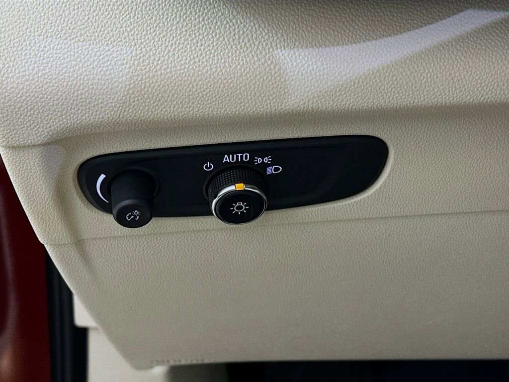 Used 2023 Buick Envision Preferred image 15