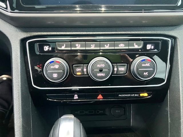 Used 2020 Volkswagen Atlas Cross Sport SEL image 26