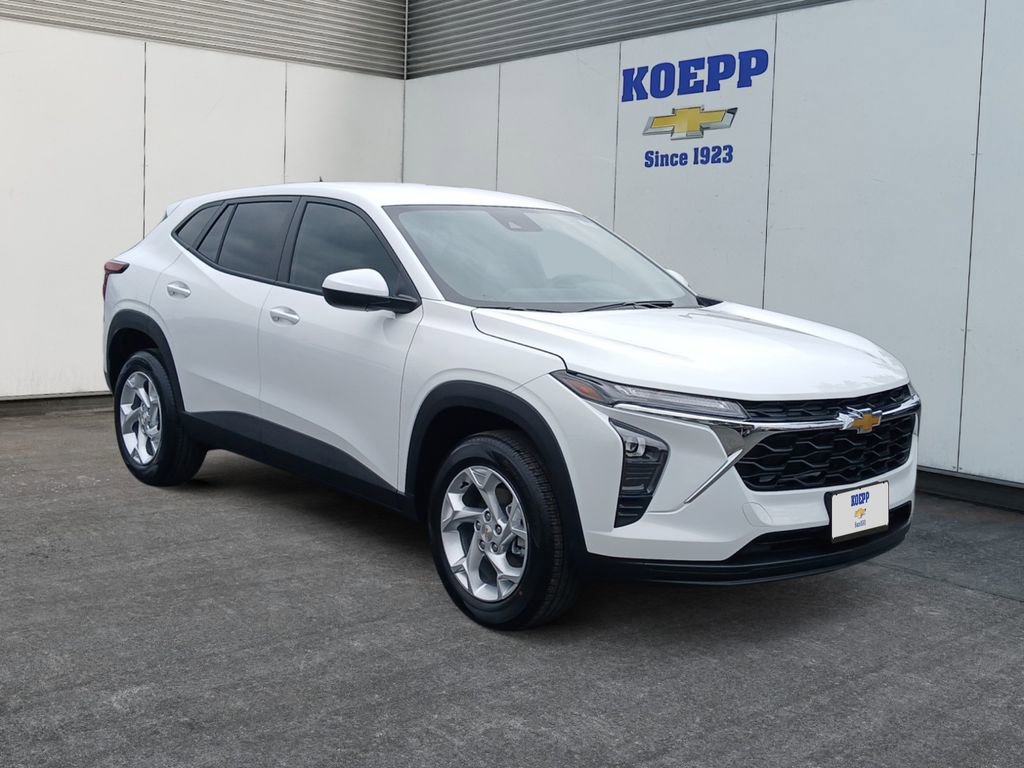 New 2026 Chevrolet Trax LS w/ LS Convenience Package image 7