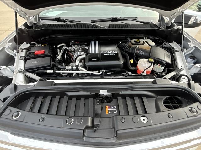 Used 2023 Chevrolet Silverado 1500 LTZ image 28