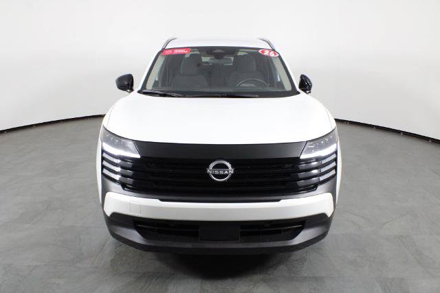 Certified 2026 Nissan Kicks SV FWD image 13