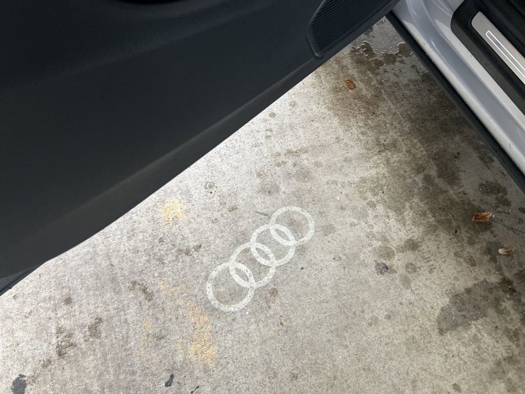 Used 2019 Audi Q8 Premium Plus image 42