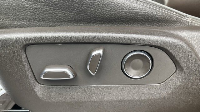 Used 2024 GMC Sierra 2500 Denali w/ Technology Package image 11