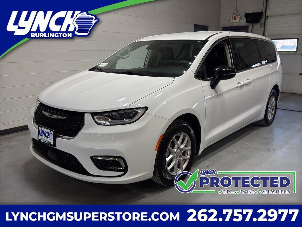 Used 2024 Chrysler Pacifica Touring-L image 1