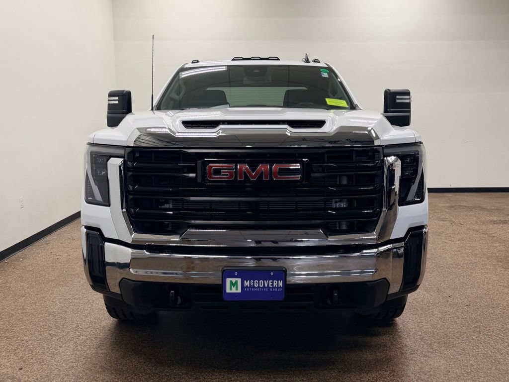 Used 2024 GMC Sierra 2500 Pro w/ 1SA Pro Safety Plus Package AWD/4WD image 8