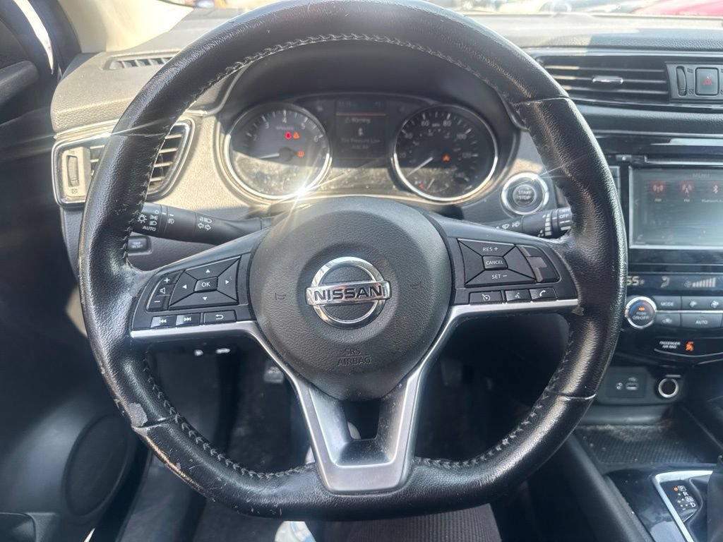 Used 2020 Nissan Rogue Sport SV w/ All-Weather Package AWD/4WD image 34