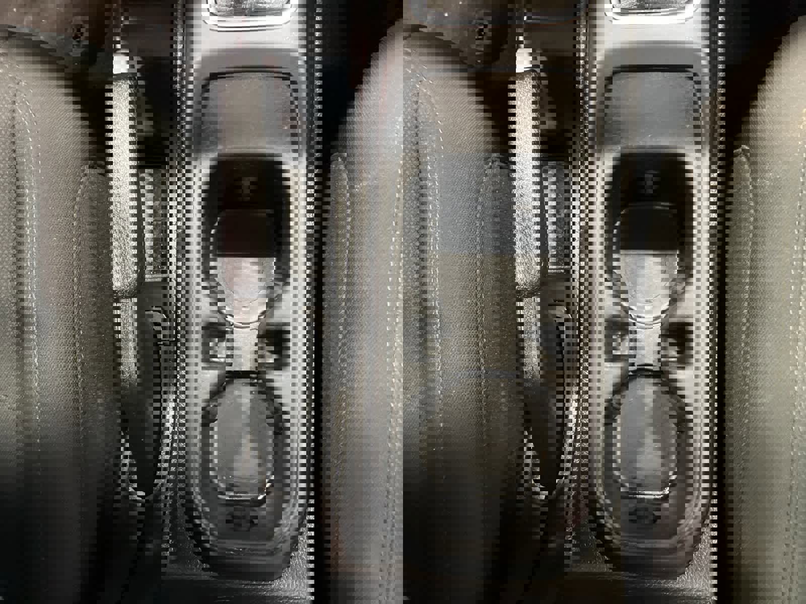 Used 2022 Jeep Wrangler Sport S image 16